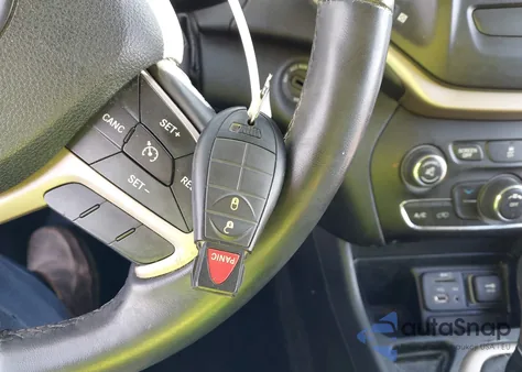 2015 Jeep Cherokee Latitude from USA, damaged, VIN 1C4PJLCB1FW700299